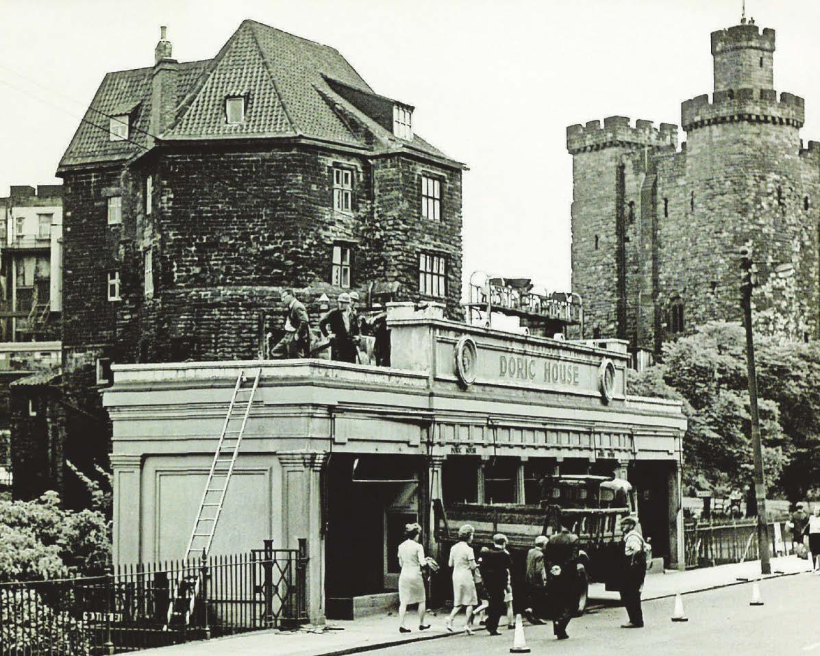 Not much sympathy for demise of 'dwarf's palace'