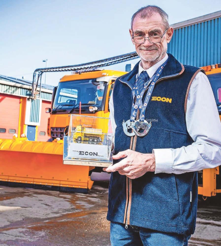 A sprinkle of glory with award for gritter driver