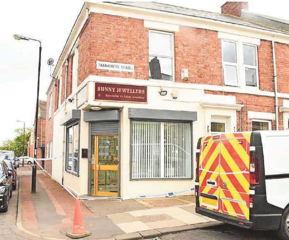 Jewellery shop targeted in suspected ram-raid