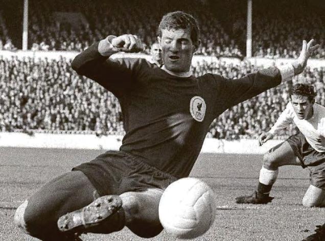 Tributes paid to former footballer