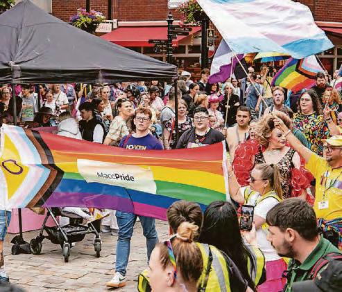 Hundreds enjoy Pride celebration