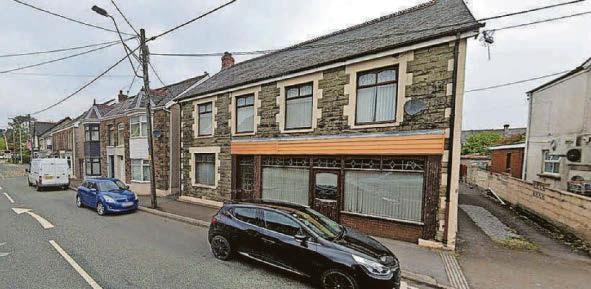 Tiny property up for auction for £1