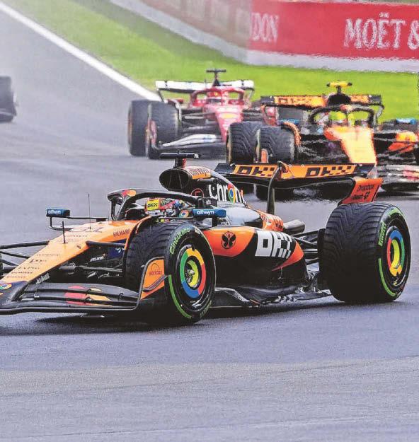 NORRIS' EXIT ERROR LETS PIASTRI IN