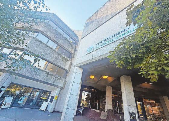 60,000 books to be moved to new library building