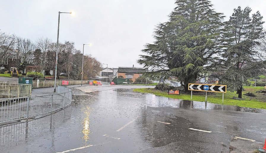 Rain sees roundabout shut again