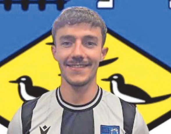 Six-hitting Rockspur remain in title control