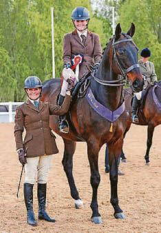 Amber and Landin qualify for Horse of the Year Show