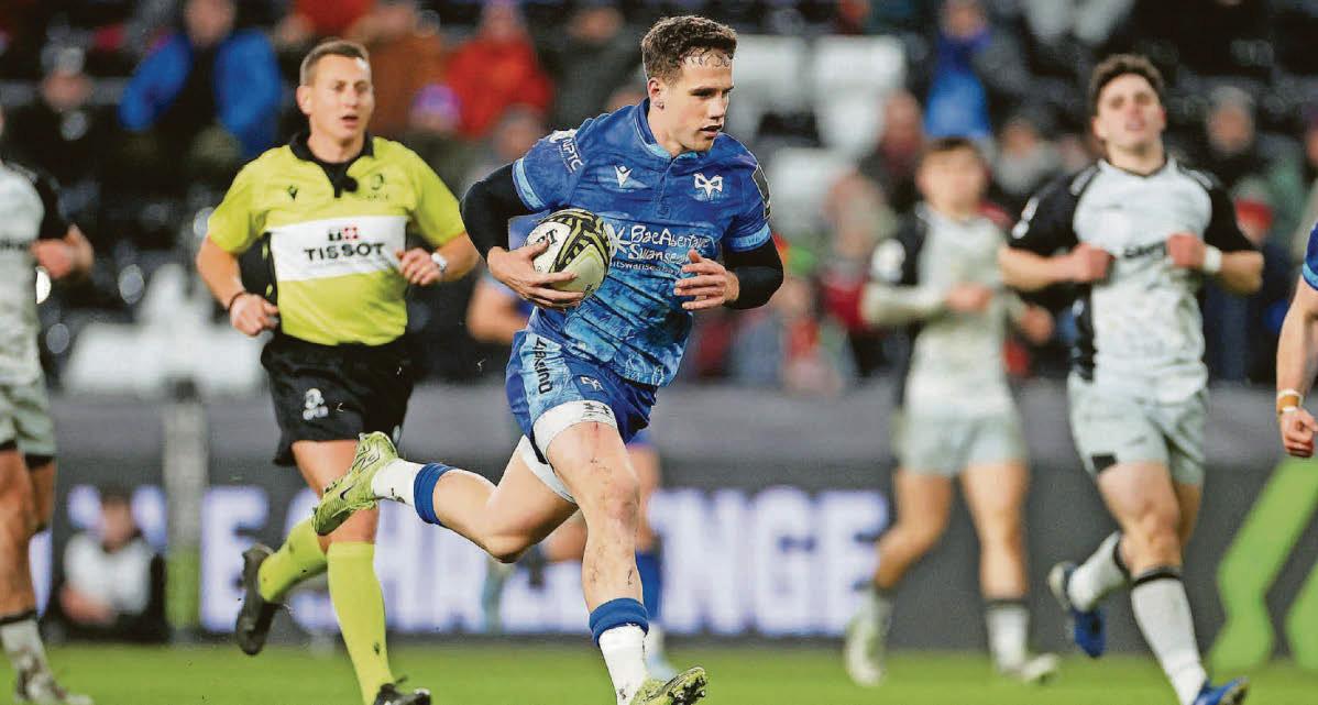 Hardy back for Ospreys’ French examination