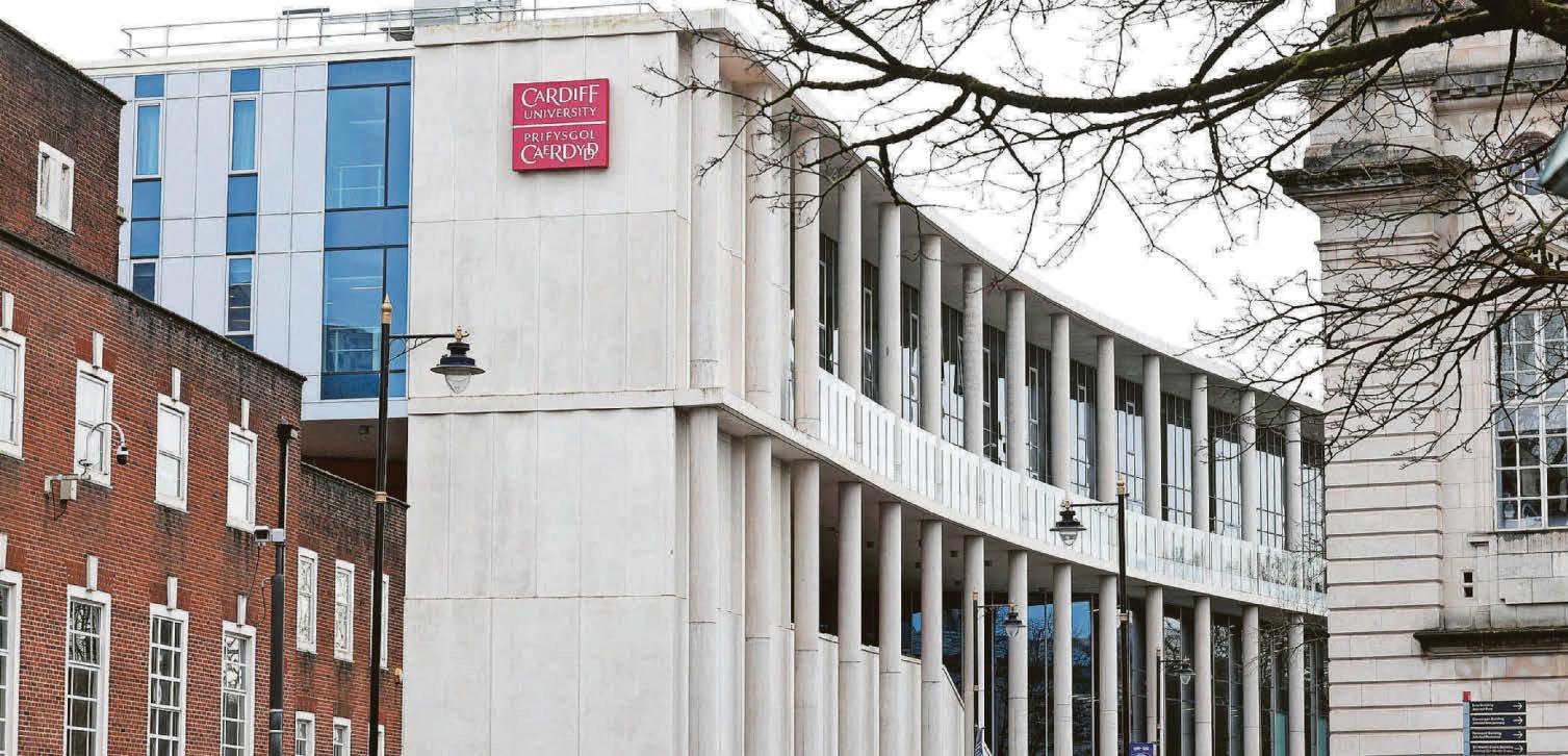 Uni staff threaten disruption with strikes over planned cuts