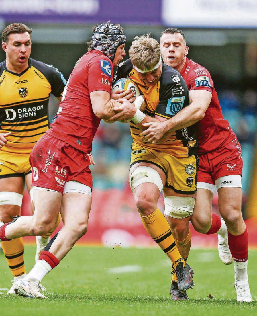 SPIRIT SHINES THROUGH AS SCARLETS STAY IN CONTENTION