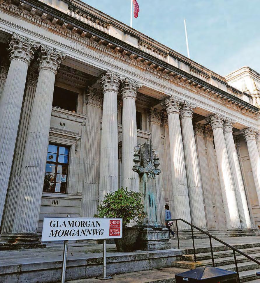 University building shut after students protest