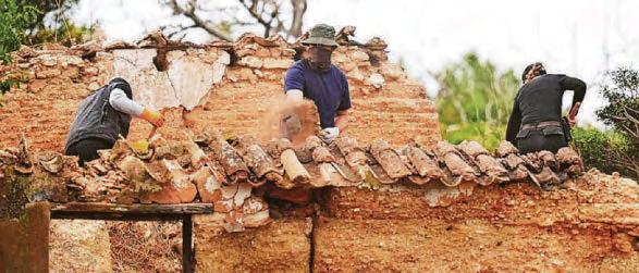 Teams drain well in new hunt for Madeleine clues