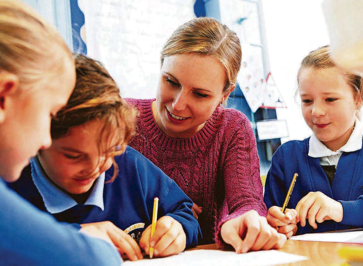 Higher pay rise for teachers would lead to cuts elsewhere – minister