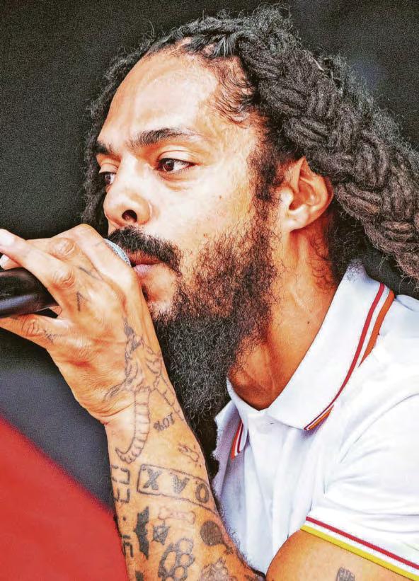 Festival disavows chants by rap duo