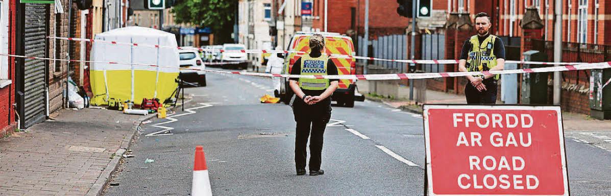 Teens arrested as man, 38, dies after 'stabbing'