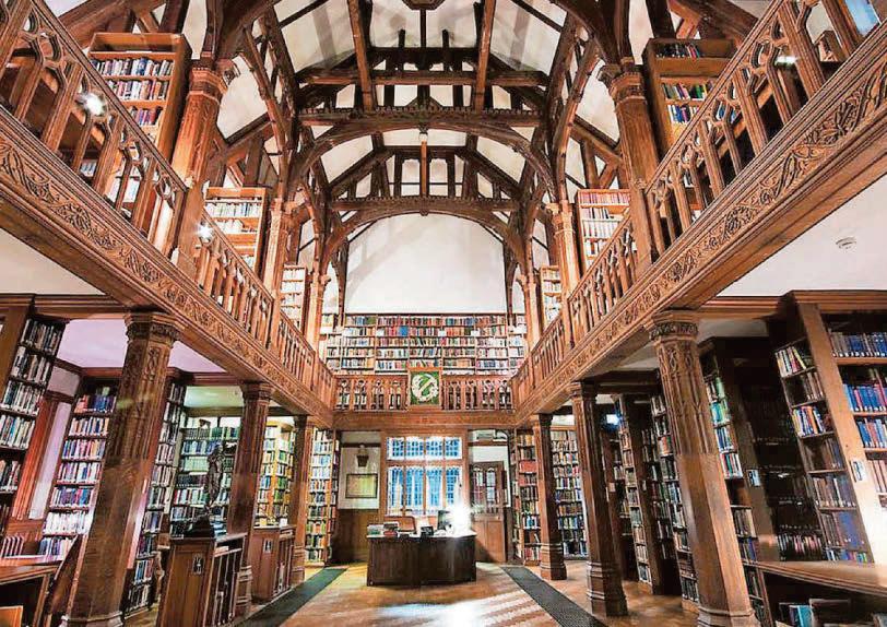 Unexpected stay lets you sleep surrounded by 150,000 books