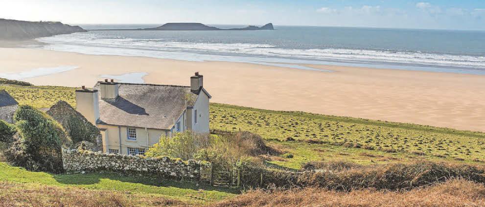 Inside hit drama The Guest's stunning beachside hideaway