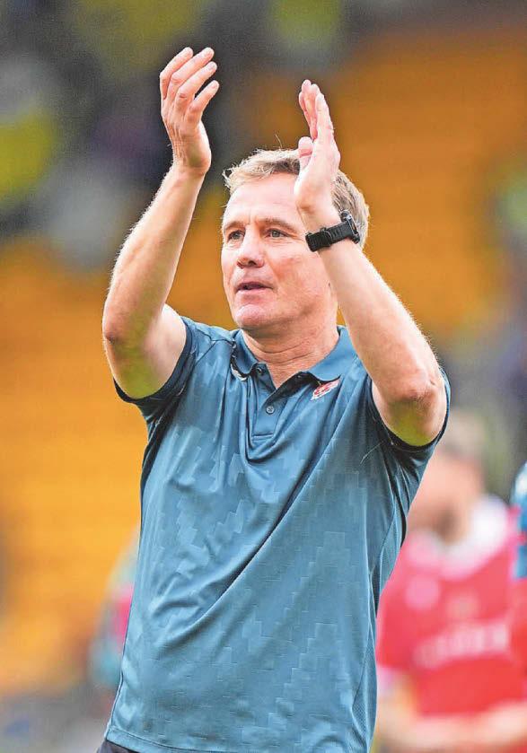 I don't listen to outside rumours, insists Parkinson