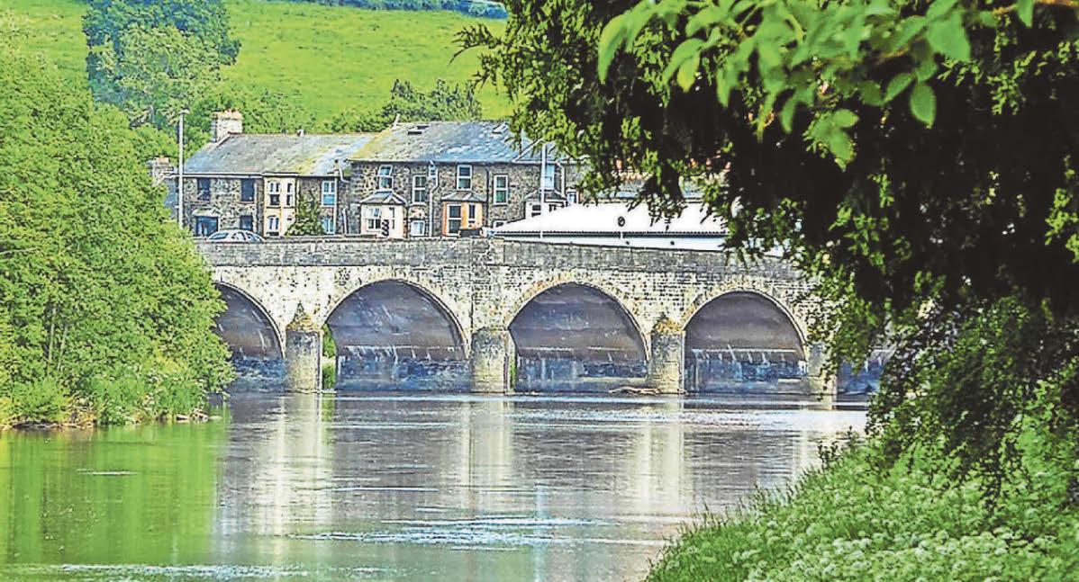 Thousands in legal action over 'widespread pollution' of rivers