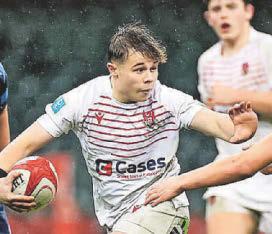 Scarlets set to hand a senior debut to teenage star Carwyn