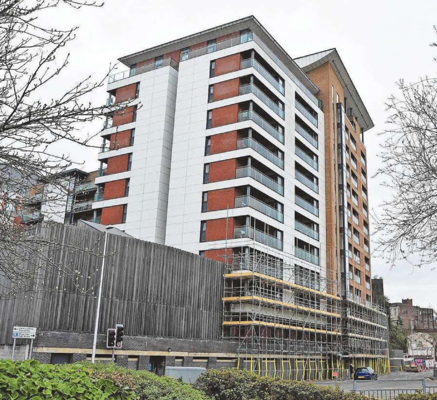 Flat-dwellers flee after burst pipe causes flood