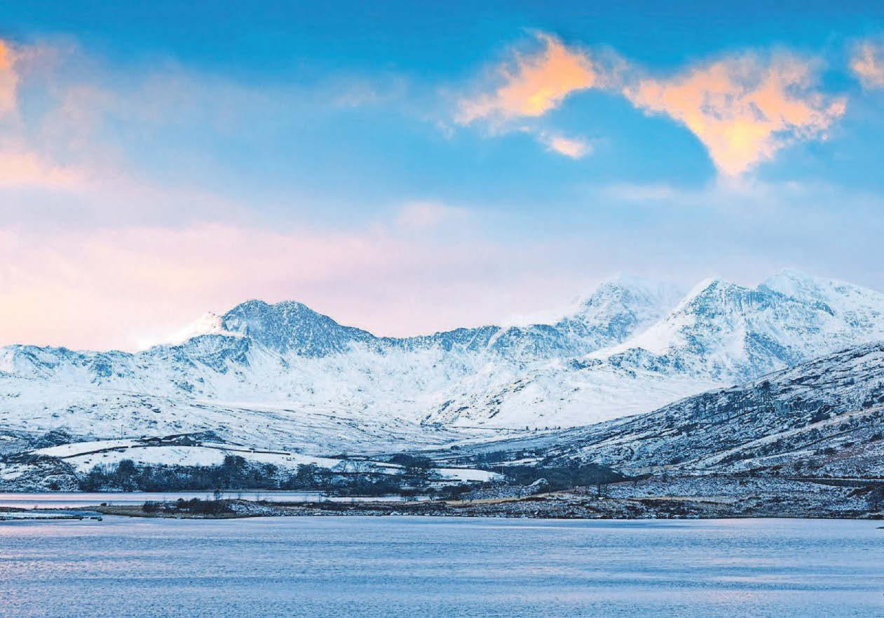 Wales braced for snow as temperatures drop