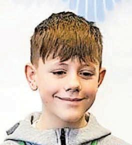 Boy whose quick thinking saved mum is honoured