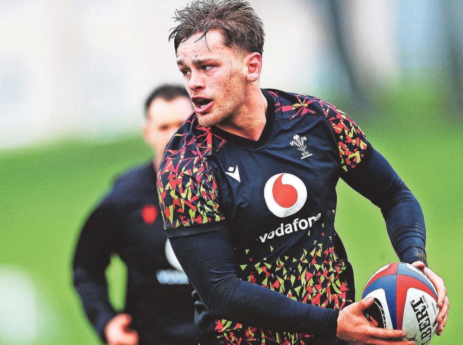 'I'll try my best to get under their skin' - Mann
