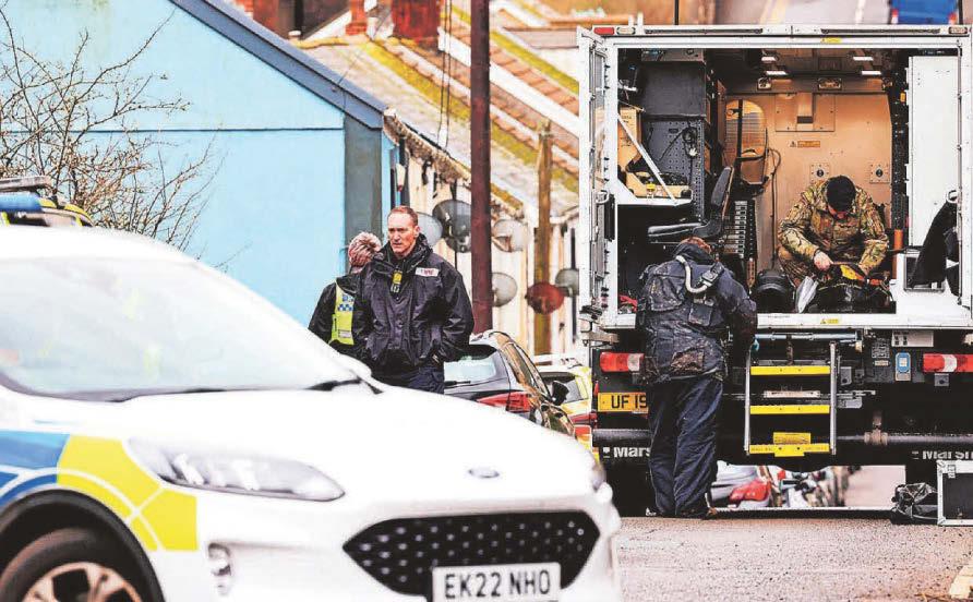 'Explosive' arrest after police descend on street