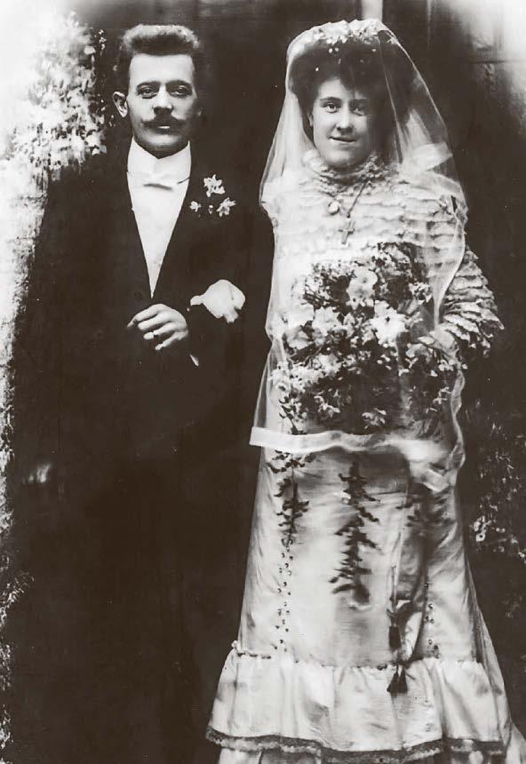 Brave Mabel honoured for wartime endeavours