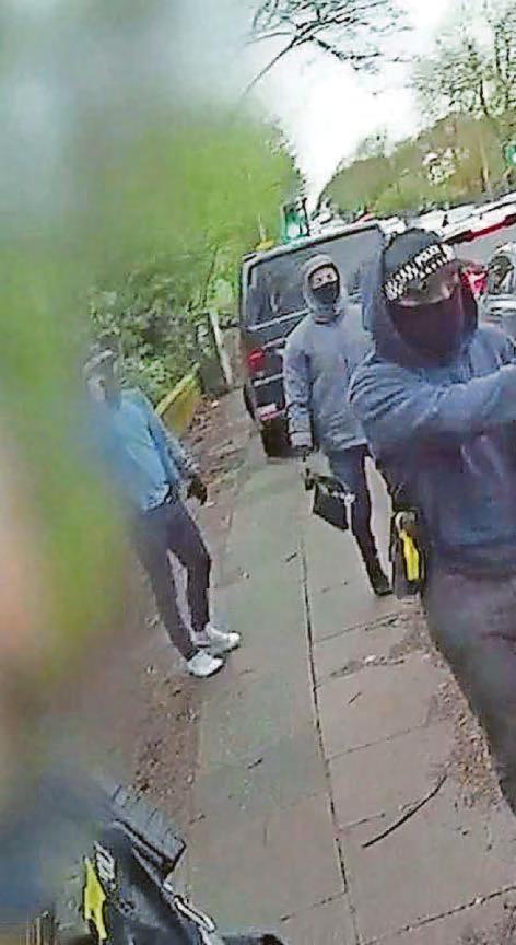 Thug launched acid attack in face of teenager