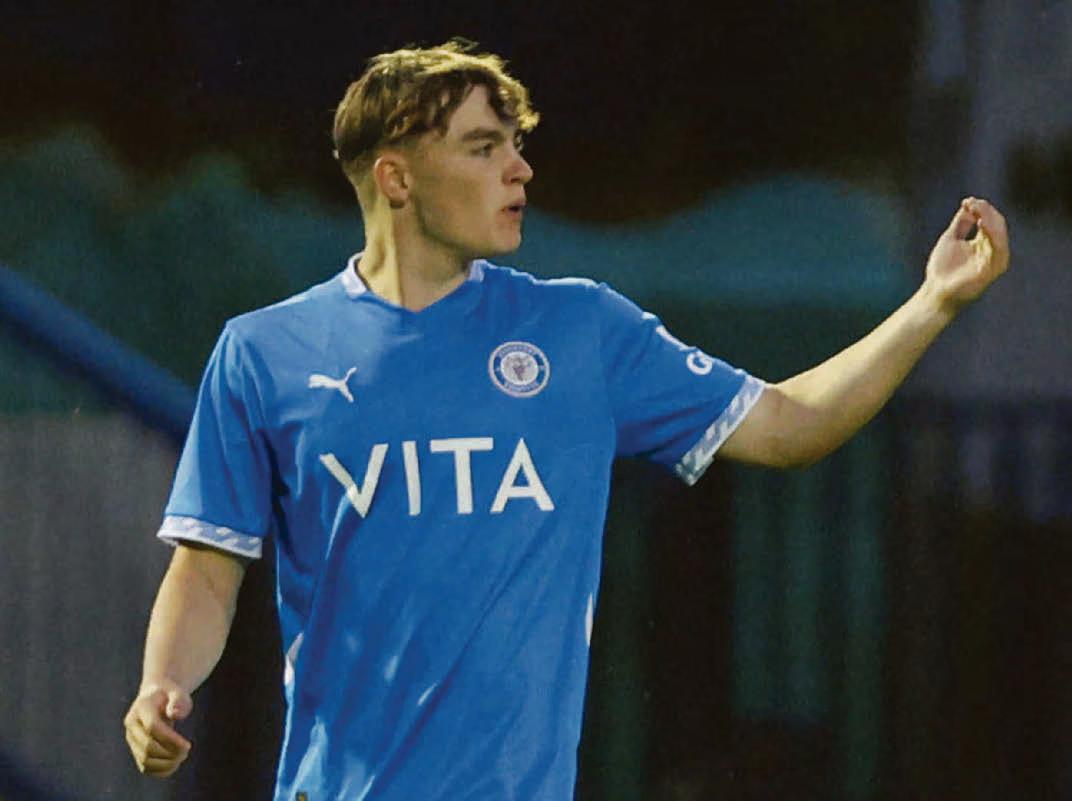 Promising trio sign pro deals at County