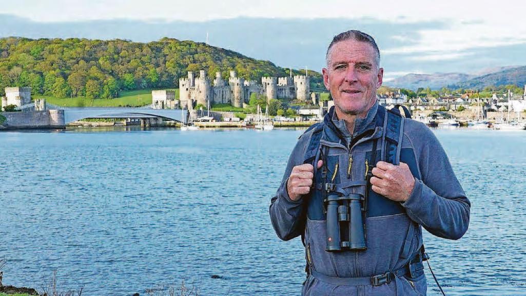 TV star Iolo slams jet ski 'idiots' for blast through rafting birds