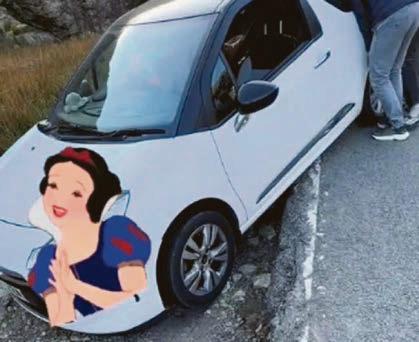 'I WAS DRIVING IN ERYRI WHEN MY CAR FELL OFF THE ROAD'
