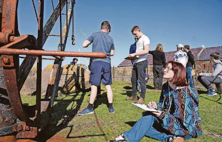 ENGINEERING STUDENTS IN 2-YEAR PROJECT TO RESTORE HISTORIC CRANES