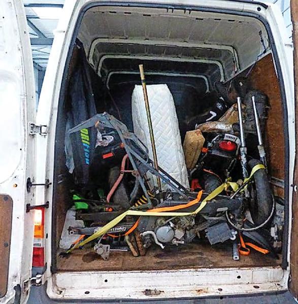 Hard-up woman agreed to help her neighbour smuggle illegal immigrants