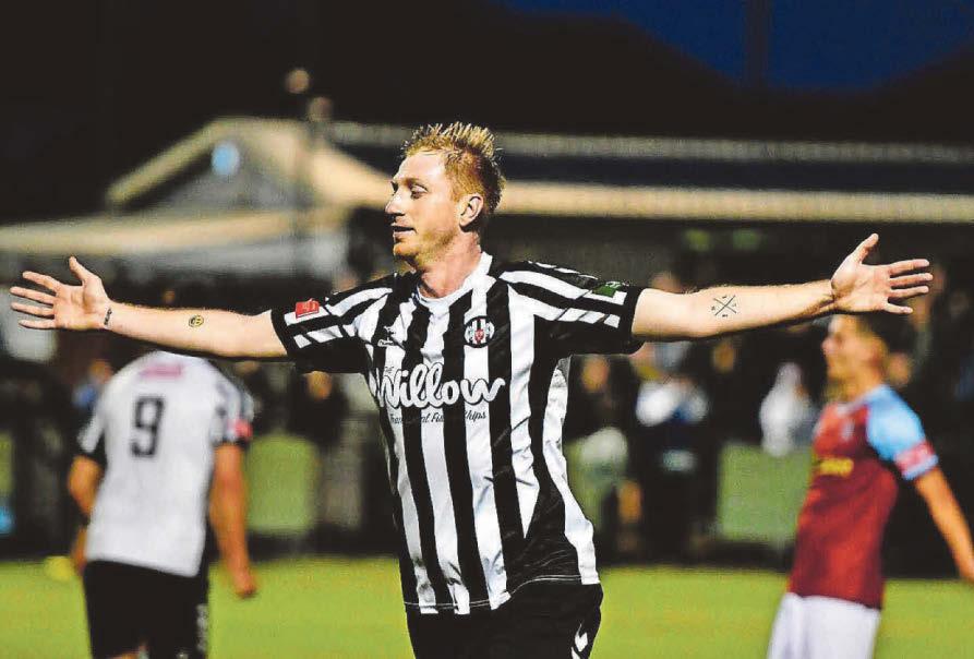 Fine display praised as Stan move to next round