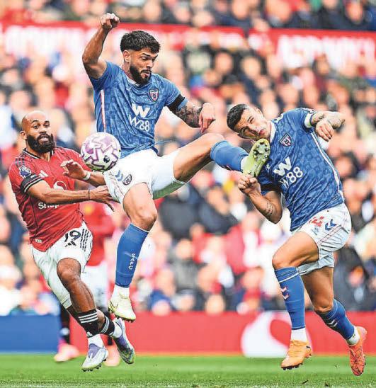 Sunderland slip up despite Roefs' efforts