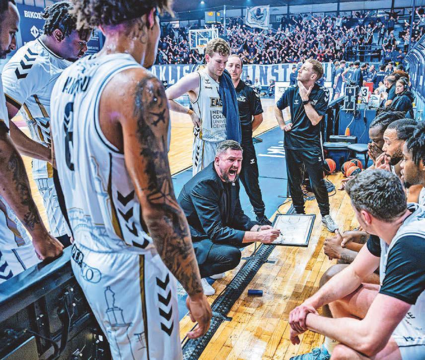 Frustration rises as Eagles lose again