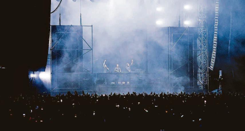 Iconic supergroup headline at popular summer festival