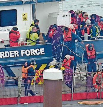 Number of Channel migrants still rising