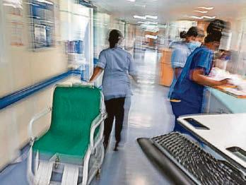 Poll shows 'dramatic' NHS confidence loss