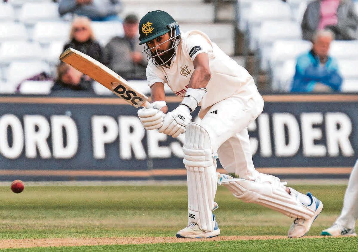 Hosts pegged back by Essex in final session at Trent Bridge