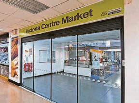 Last few traders still on market after 'closure'