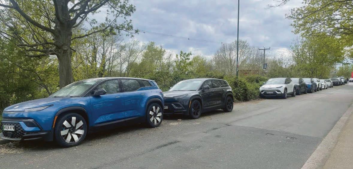 Why nine new cars have been abandoned in street