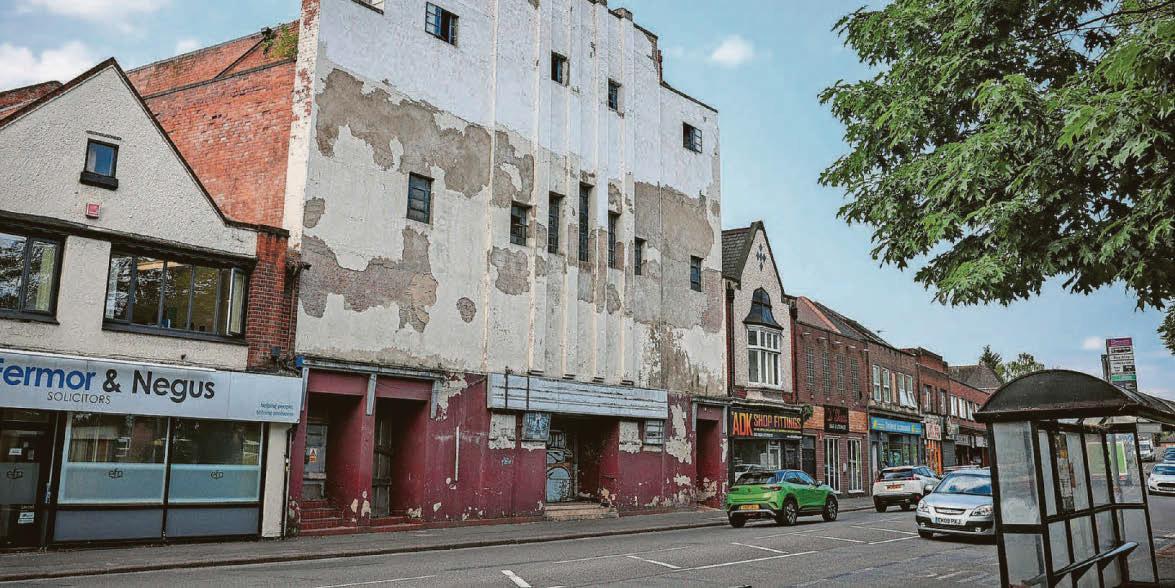 Demolition of cinema 'long overdue' say some locals