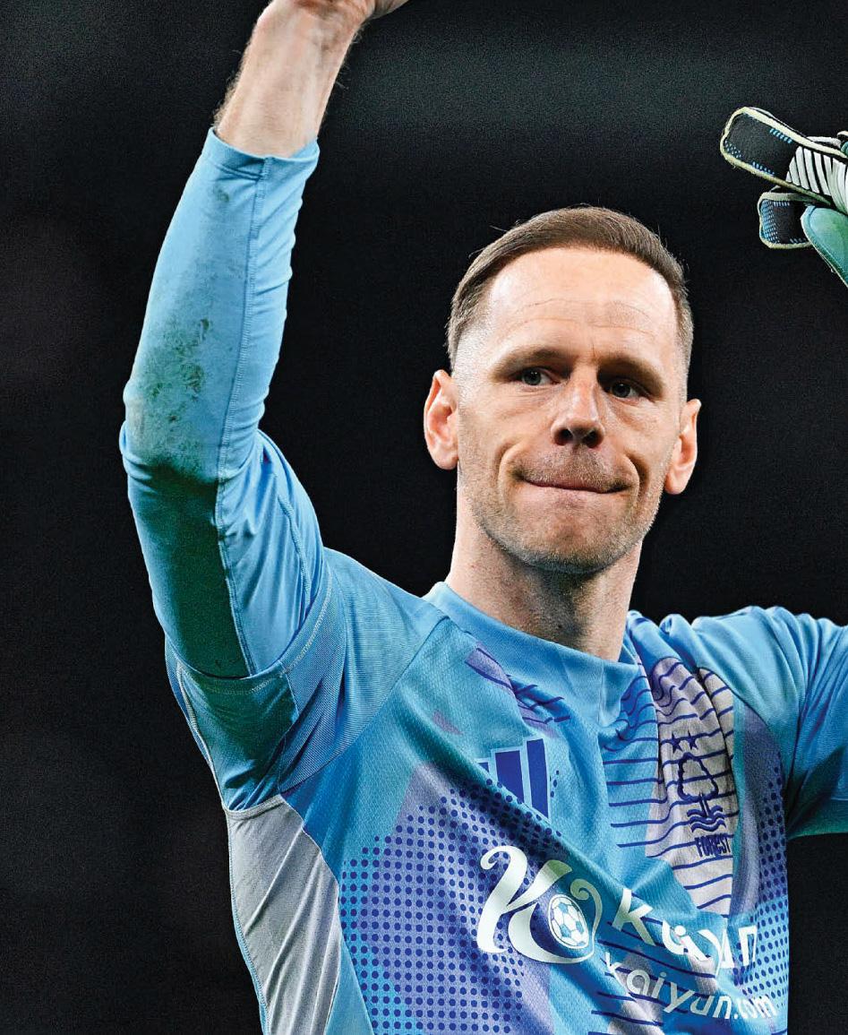 Reds stay cool in a close finish