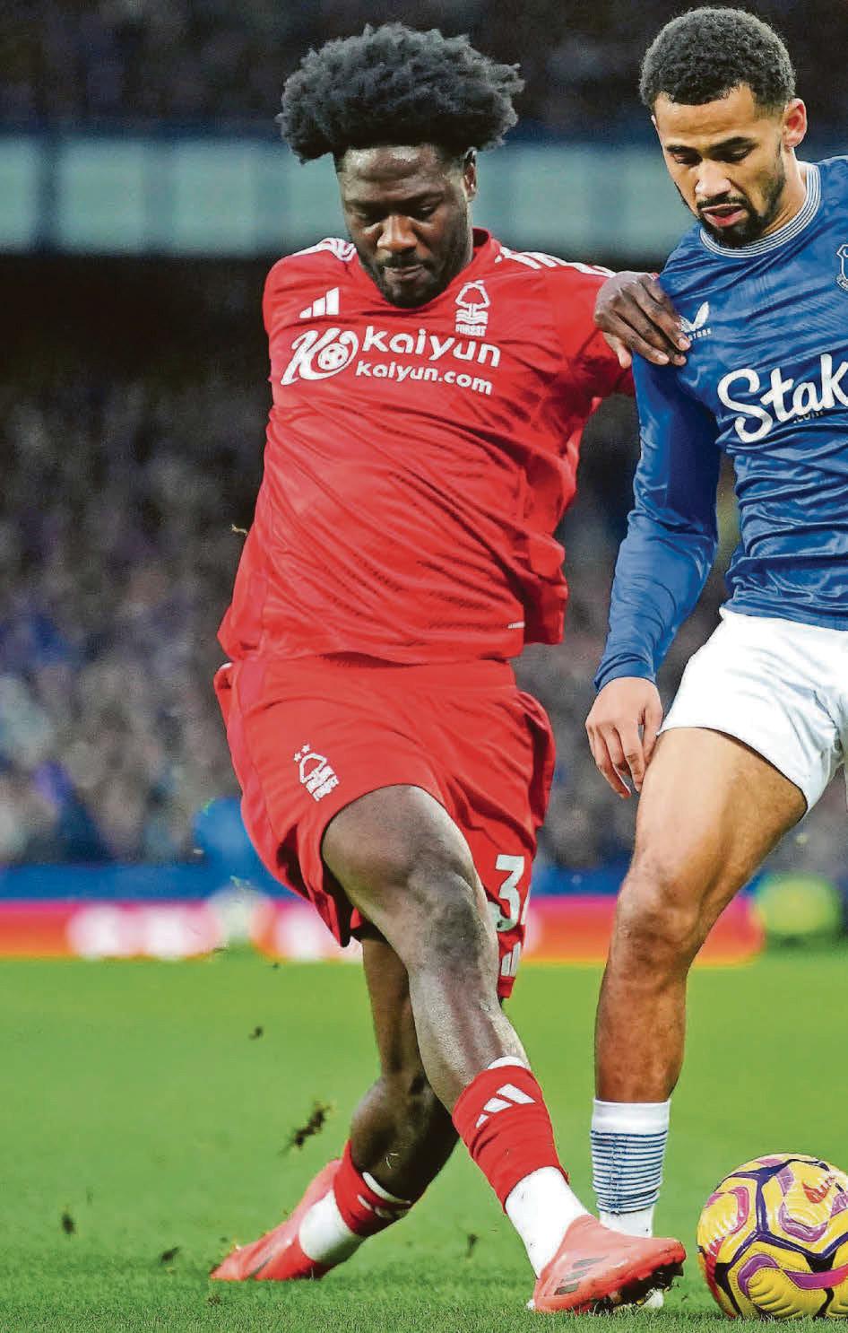 'Concerns' for Nuno but Aina could be in frame