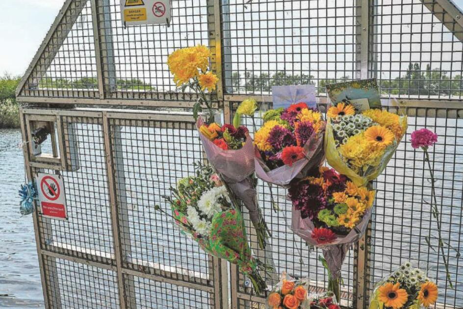Water warning over lake death