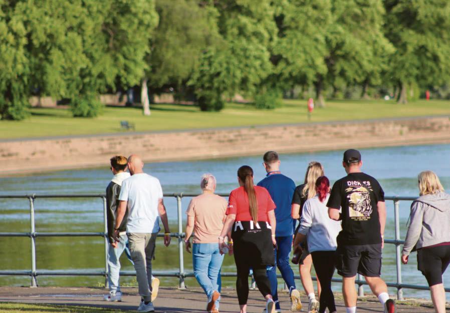 Forest fans ease minds on relaxing Trent walk
